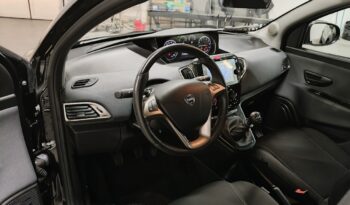 LANCIA YPSILON 1.0 70CV HYBRID GOLD pieno