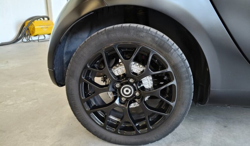 SMART FORTWO 0.9 90CV TWINAMIC SUPER PASSION EDIZIONE LIM. BERLIN BLACK pieno