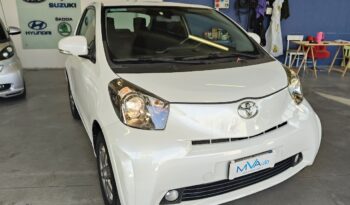 TOYOTA iQ 1.0 SOL CAMBIO AUTOMATICO POCHI KM pieno
